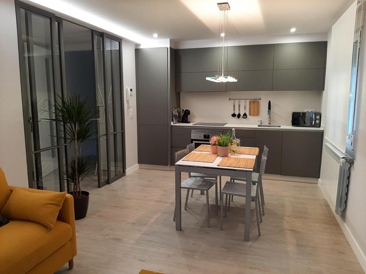 폰테베드라 A Casa Do Lago 아파트 외부 사진